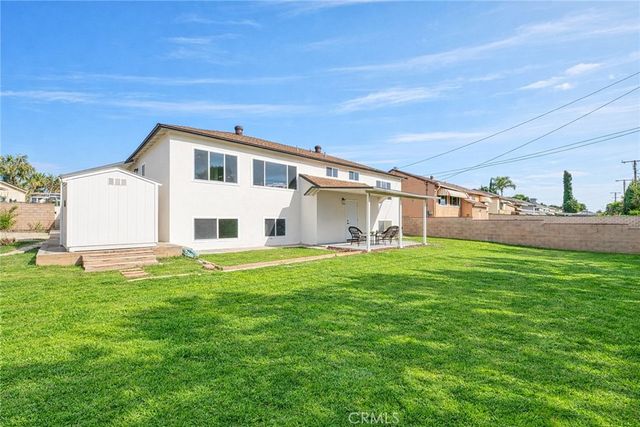 922 E Edgecomb, Covina, CA 91724