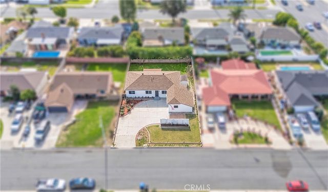 922 E Edgecomb, Covina, CA 91724