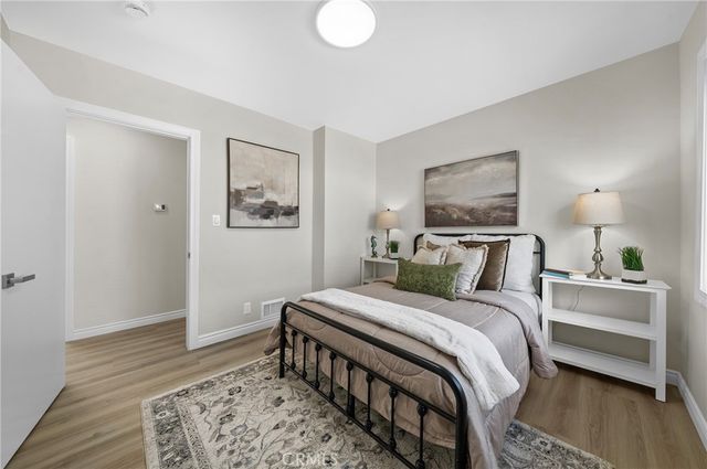 922 E Edgecomb, Covina, CA 91724