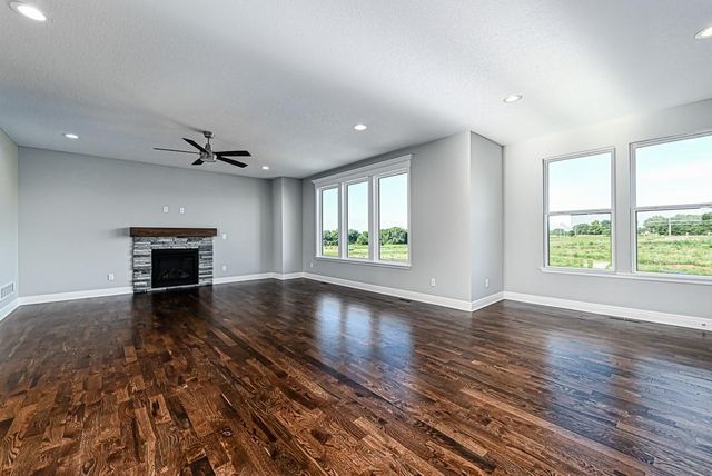 15635 Austin Court, Basehor, KS 66007