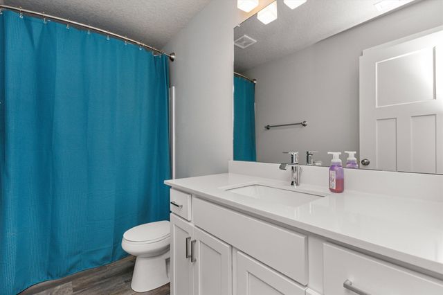 603 NE Oak Ridge Drive, Ankeny, IA 50021