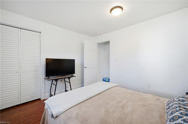 385 Woodland RD, Hampton, VA 23669