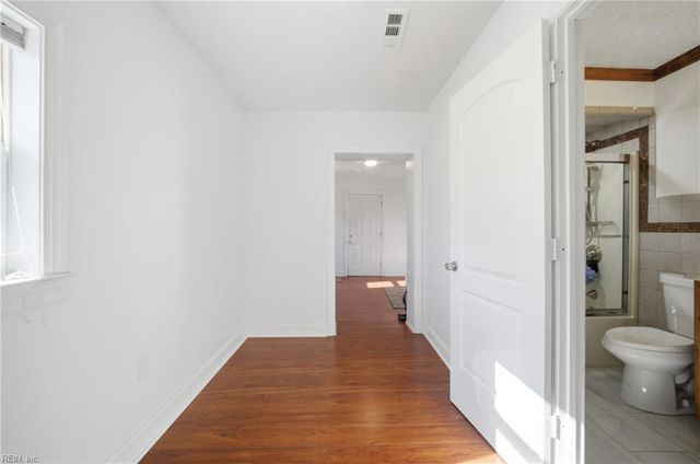 385 Woodland RD, Hampton, VA 23669