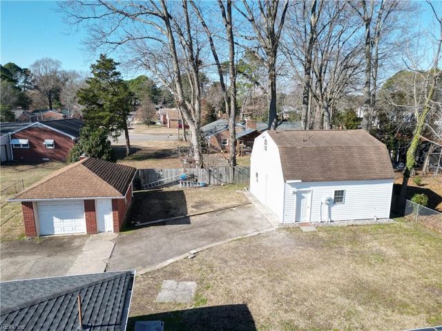 385 Woodland RD, Hampton, VA 23669