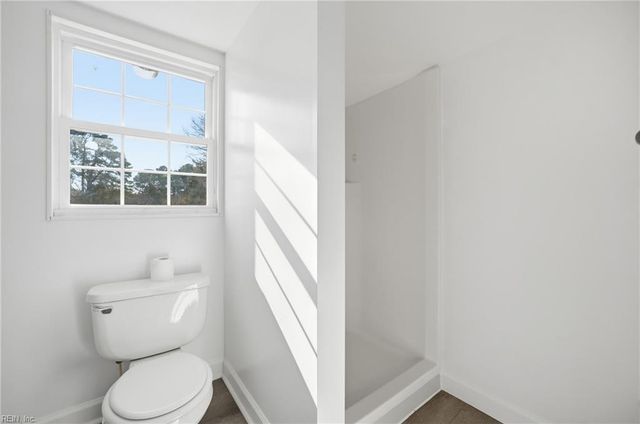 385 Woodland RD, Hampton, VA 23669