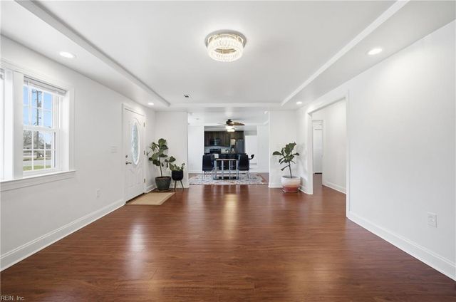 385 Woodland RD, Hampton, VA 23669