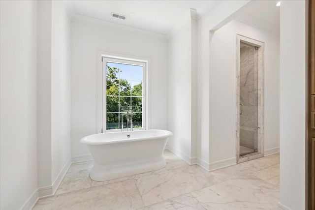 880 Bittersweet Drive, Northbrook, IL 60062
