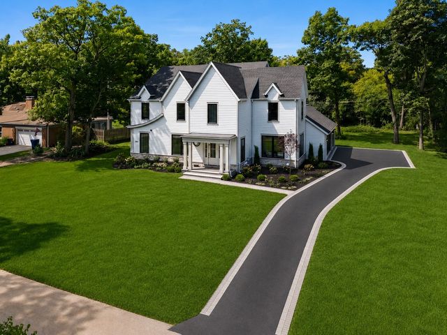 880 Bittersweet Drive, Northbrook, IL 60062