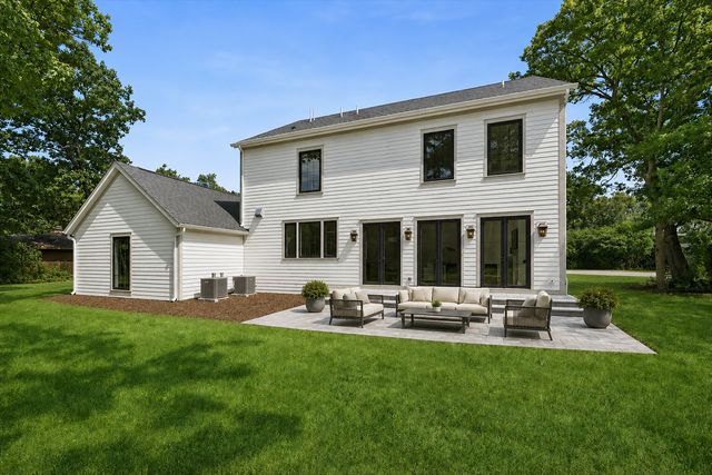 880 Bittersweet Drive, Northbrook, IL 60062