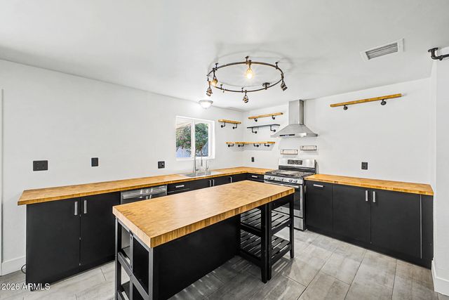 227 E AUBURN Drive, Tempe, AZ 85283