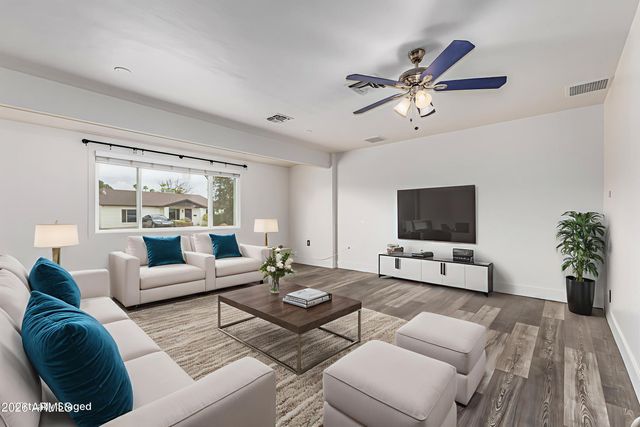 227 E AUBURN Drive, Tempe, AZ 85283