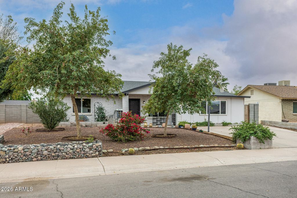 227 E AUBURN Drive, Tempe, AZ 85283