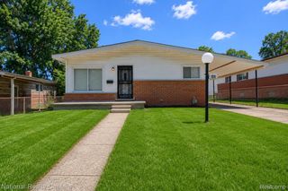 184 N Astor Street, Pontiac, MI 48342