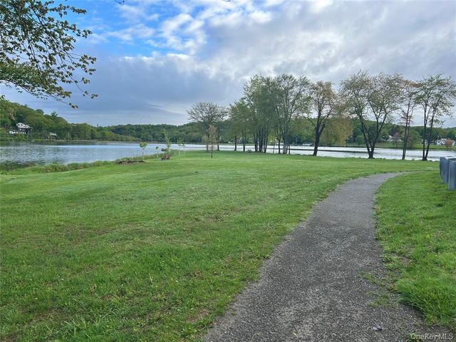 23 Lucille Road, Carmel, NY 10512