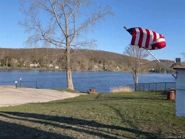 23 Lucille Road, Carmel, NY 10512