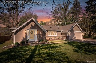 3525 Buss Drive, Commerce Charter Township, MI 48390