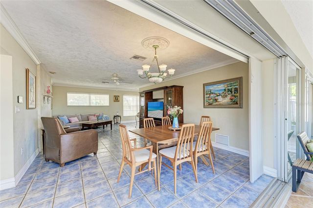 612 BAYSHORE ROAD, Nokomis, FL 34275