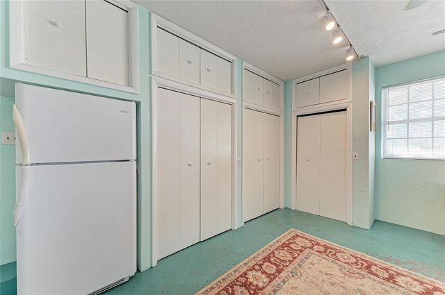 612 BAYSHORE ROAD, Nokomis, FL 34275