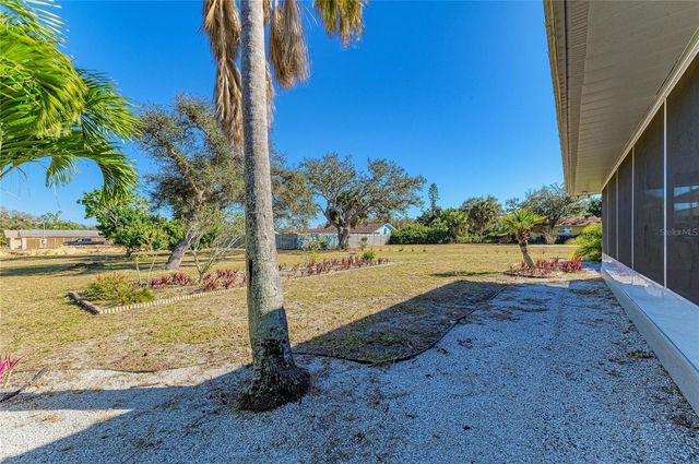 612 BAYSHORE ROAD, Nokomis, FL 34275