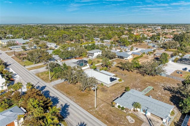 612 BAYSHORE ROAD, Nokomis, FL 34275