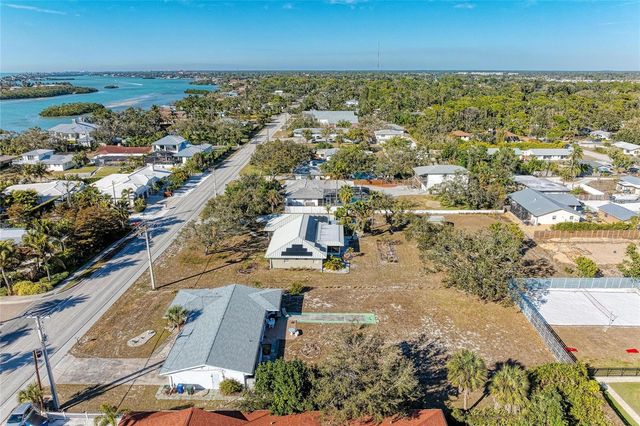 612 BAYSHORE ROAD, Nokomis, FL 34275