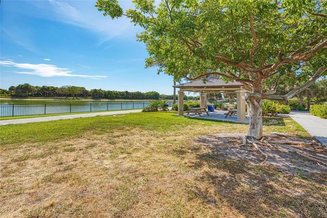 612 BAYSHORE ROAD, Nokomis, FL 34275