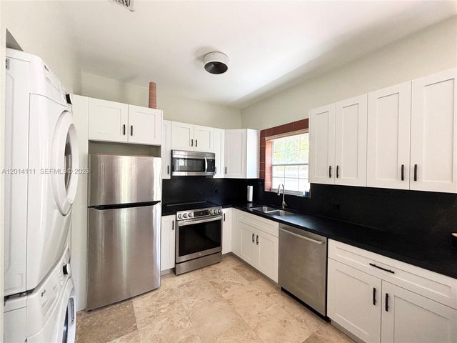 2850 Coconut Ave 4, Miami, FL 33133