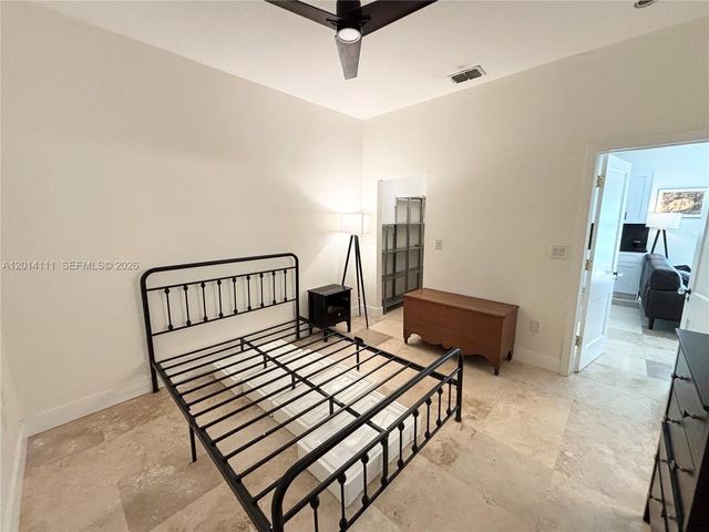2850 Coconut Ave 4, Miami, FL 33133