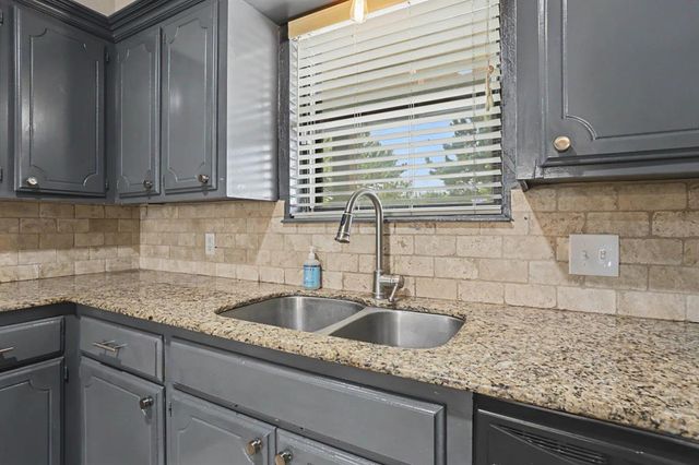 3164 Sharon Gale Drive, Guthrie, OK 73044