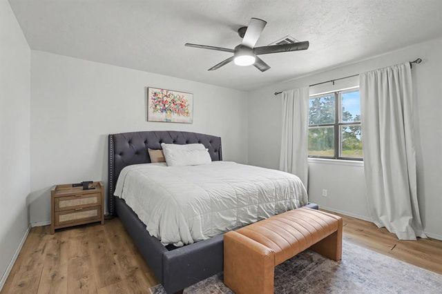 3164 Sharon Gale Drive, Guthrie, OK 73044