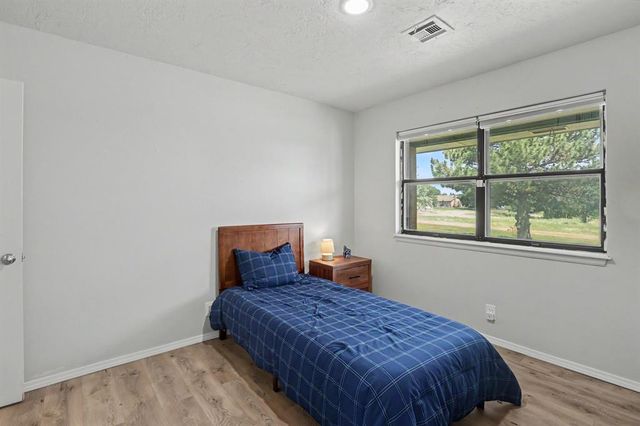 3164 Sharon Gale Drive, Guthrie, OK 73044