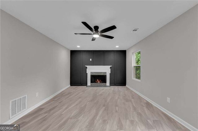 5271 Bridgewater Trace, Stone Mountain, GA 30088
