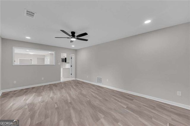 5271 Bridgewater Trace, Stone Mountain, GA 30088