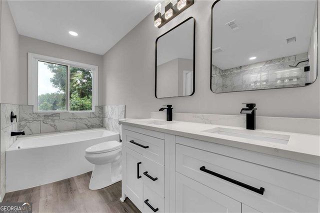 5271 Bridgewater Trace, Stone Mountain, GA 30088