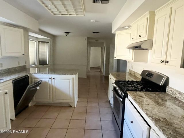 1612 Southwood Drive, New Iberia, LA 70560