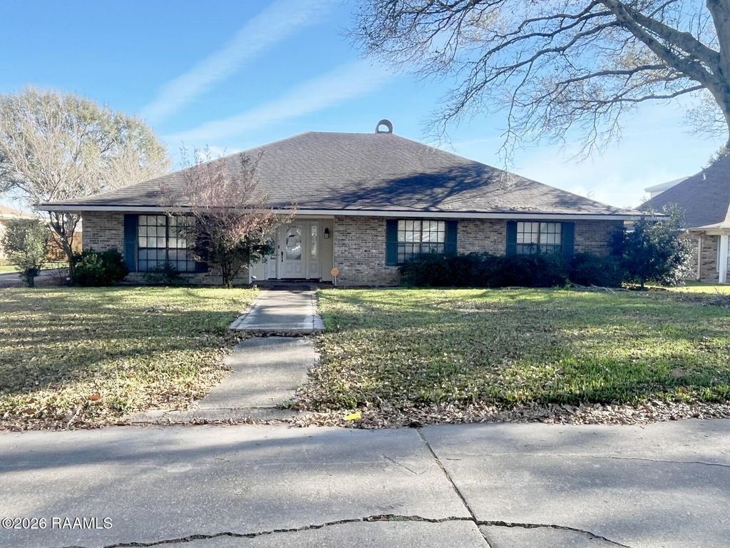 1612 Southwood Drive, New Iberia, LA 70560