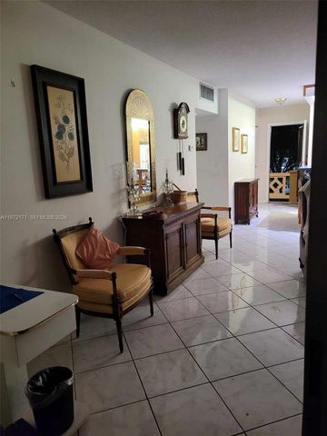 4801 NW 34th Street 602, Lauderdale Lakes, FL 33319