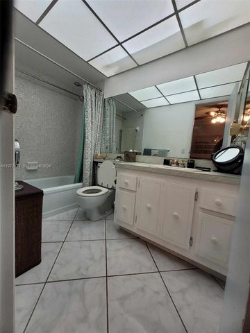 4801 NW 34th Street 602, Lauderdale Lakes, FL 33319
