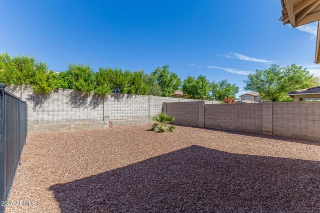 16722 W LARIAT Lane, Surprise, AZ 85387