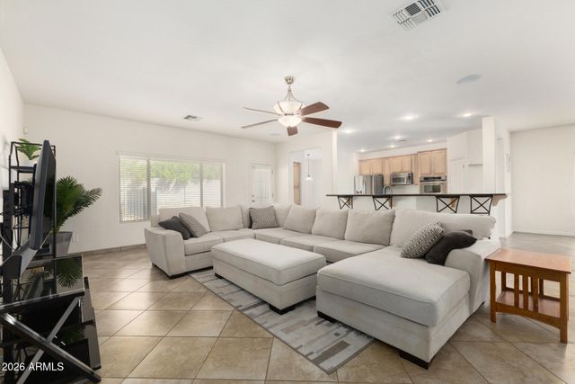 16722 W LARIAT Lane, Surprise, AZ 85387