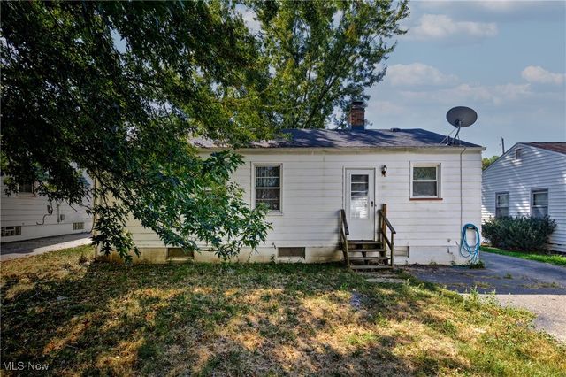 718 E Laclede Avenue, Youngstown, OH 44502