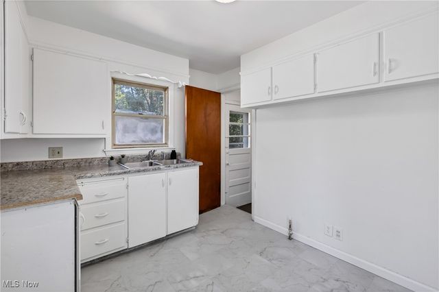 718 E Laclede Avenue, Youngstown, OH 44502