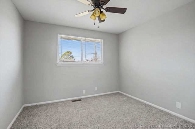 2132 S 76th East Place, Tulsa, OK 74129