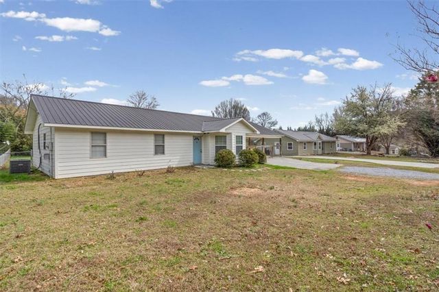 648 Johnson Road SE, Adairsville, GA 30103