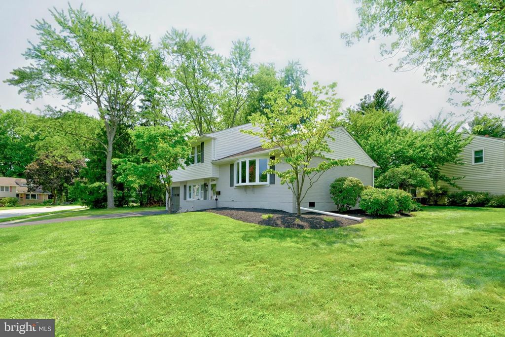 2014 FLORAL DR, WILMINGTON, DE 19810 — photo 3