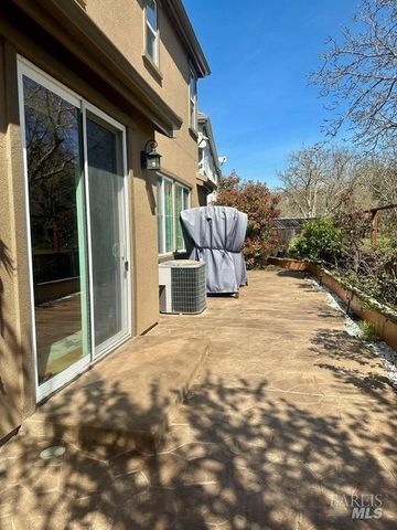 7288 Willow Creek Cir, Vallejo, CA 94591