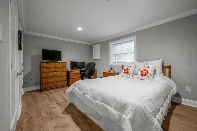 2124 Taborlake Circle, Lexington, KY 40502