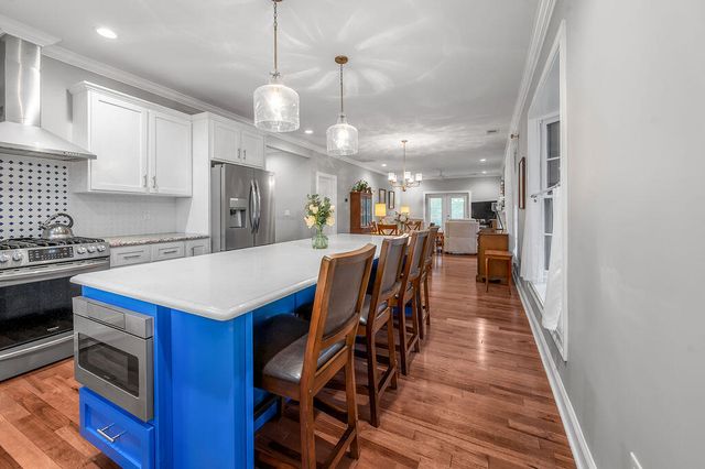 2124 Taborlake Circle, Lexington, KY 40502