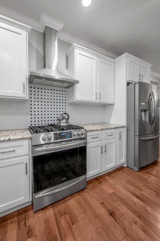 2124 Taborlake Circle, Lexington, KY 40502