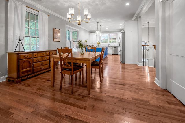 2124 Taborlake Circle, Lexington, KY 40502